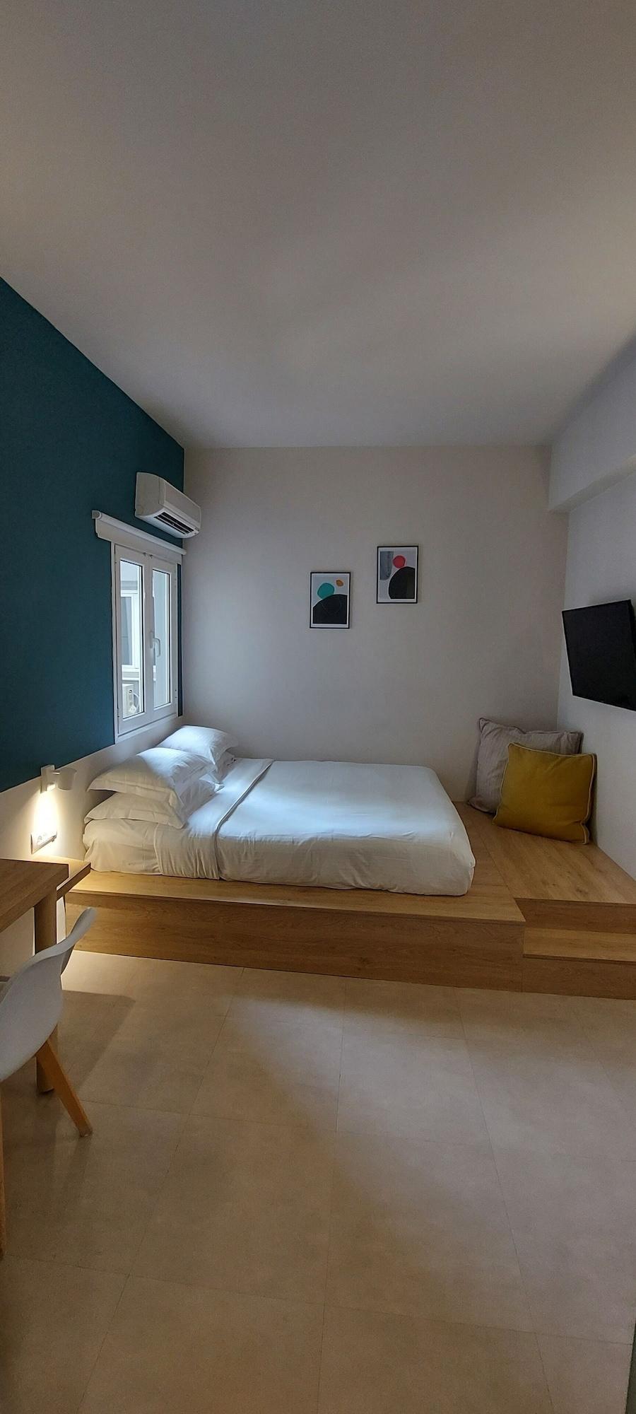 The Convo Athens Riviera Hotel Екстериор снимка