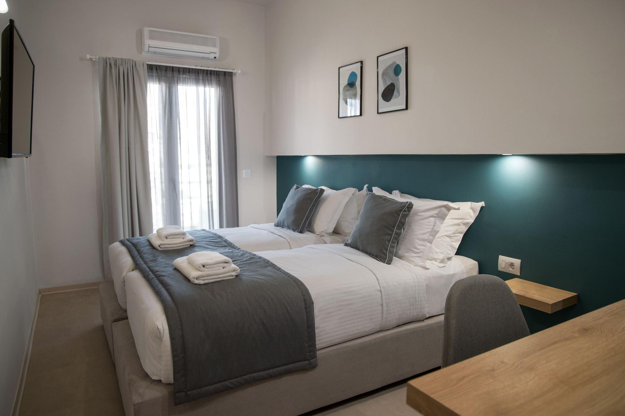 The Convo Athens Riviera Hotel Екстериор снимка
